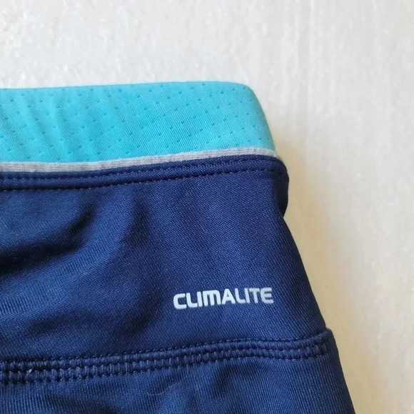 Adidas Climate Women's Medium Yoga Pants Blue Navy Three Stripes Crop Stretch M - Picture 11 of 11